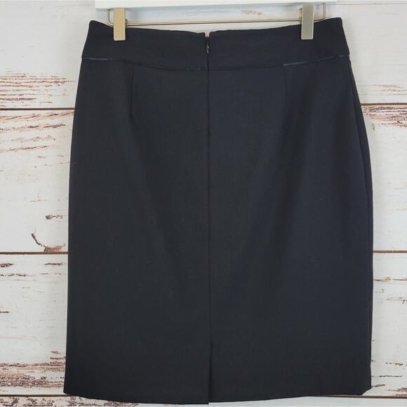 Vineyard Vines pencil skirt black wool blend size 4 - Picture 2 of 5